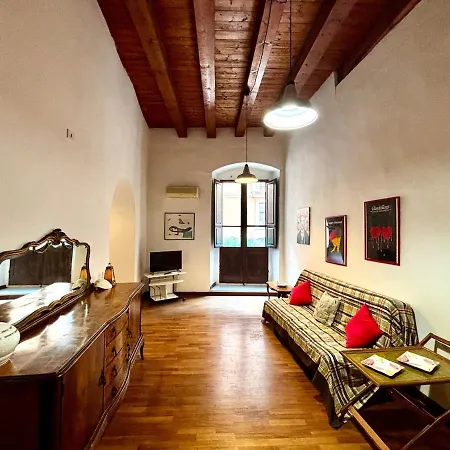 Lägenhet Vintage Flat, Centro Storico, Cagliari